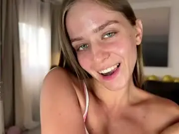 Chaturbate Sex Chat of leona_grand