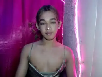 Chaturbate Live Sex Cam of lunarmaxxx