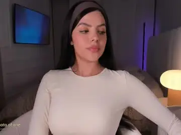 Chaturbate Nude Webcam of salomee_11