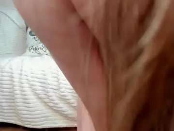 Chaturbate Watch Live Sex Cams of squikt