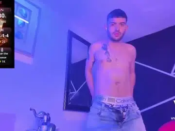 Chaturbate Sex Chat of vynny_blacke_