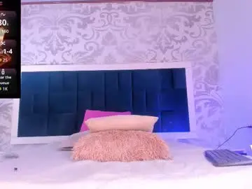 Chaturbate Live Sex Cam of vynny_blacke_