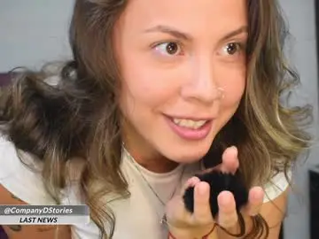 Chaturbate Adult Video Chat of alondra_on_fire