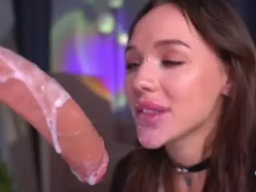 Chaturbate Live Sex Cam of bllowjoyy