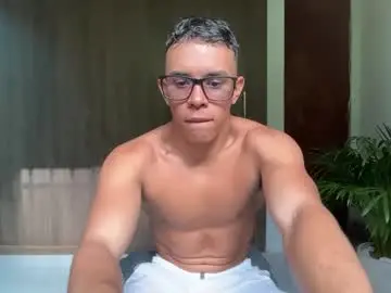 Chaturbate Live Porn of joulianogreco1