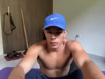 Chaturbate Live Sex Cam of joulianogreco1
