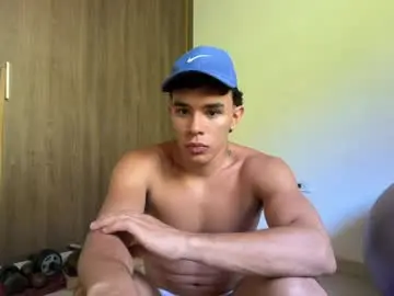 Chaturbate Adult Video Chat of joulianogreco1