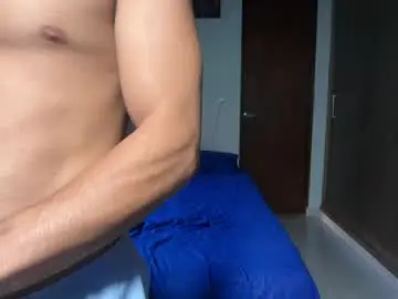 Chaturbate Live Sex Cam of joulianogreco1