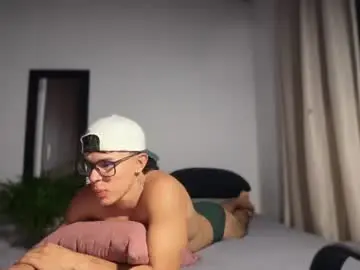 Chaturbate Live Porn of joulianogreco1