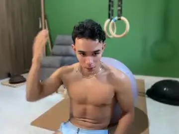 Chaturbate Best live sex cam show of joulianogreco1