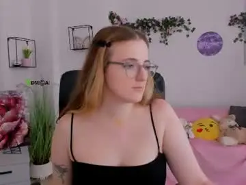 Chaturbate Free Porn Cam of liana_kisses