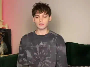 Chaturbate Free Porn Cam of oliverlawrence
