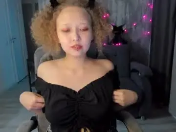 Chaturbate Live Sex Cam of senya_sol