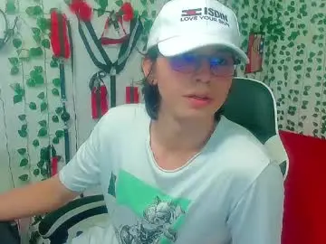 Chaturbate Free Porn Cam of andy_gray01