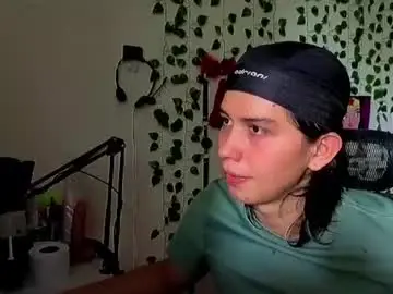 Chaturbate Free Porn Cam of andy_gray01