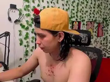 Chaturbate Live Porn of andy_gray01