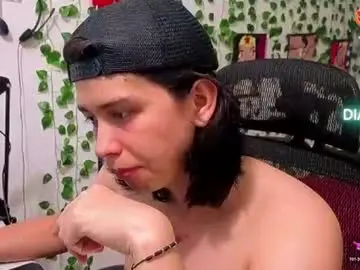 Chaturbate Free Porn Cam of andy_gray01