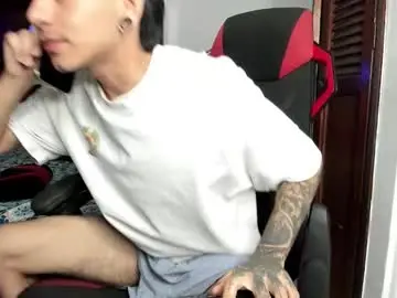 Chaturbate Live Sex Cam of austin_falcon