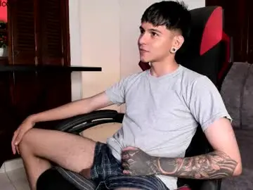 Chaturbate Adult Webcam of austin_falcon