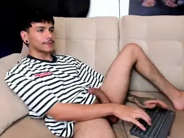 Chaturbate Sex Cam of austin_falcon