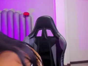 Chaturbate Live Porn of aysheldoll1