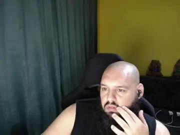 Chaturbate Free Porn Cam of guessswho24