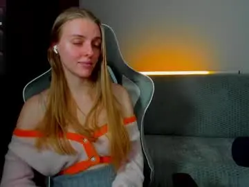 Chaturbate Live Sex Cam of jam_cream