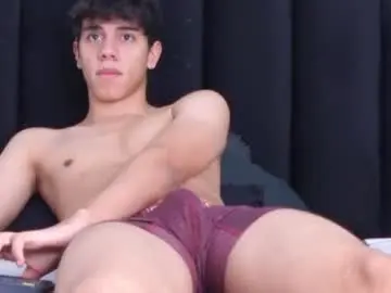Chaturbate Adult Video Chat of marcoalexlatino
