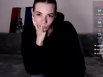 Chaturbate Watch Live Sex Cams of moore_alice