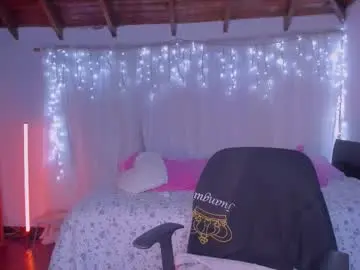 Chaturbate Live Sex of romirousexx