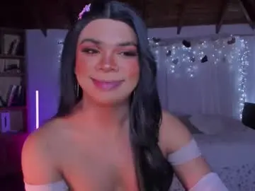 Chaturbate Adult Video Chat of romirousexx