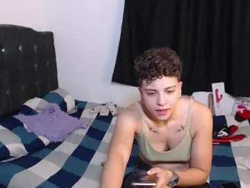 Chaturbate Free Live Porn of antonia_franco