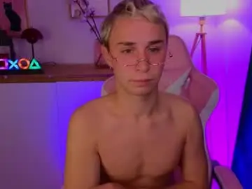 Chaturbate Live Sex Cam of chuck_miller