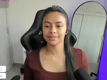 Chaturbate Adult Video Chat of roseparis