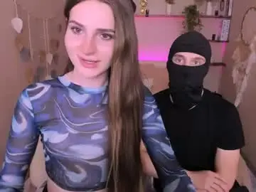 Chaturbate Live Sex Cam of roxy_kisss