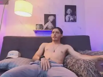 Chaturbate Live Sex Cam of eros_tadeo