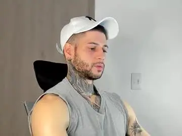 Chaturbate Live Porn of _jamesleandros