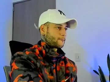 Chaturbate Free Porn Cam of _jamesleandros