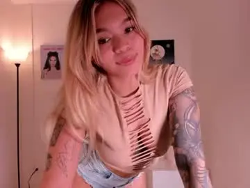 Chaturbate Watch Live Sex Cams of adria_ross