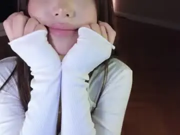 Chaturbate Sex Cam of ella_lee15