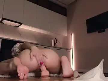 Chaturbate Free Porn Cam of ella_lee15