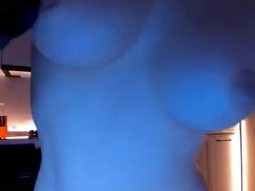 Chaturbate Best live sex cam show of ella_lee15