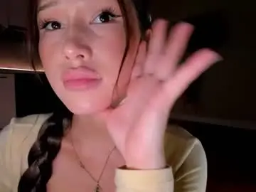 Chaturbate Sex Cam of ella_lee15
