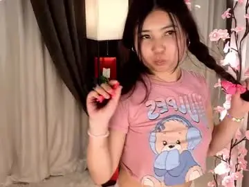 Chaturbate Free Live Porn of ellau_555