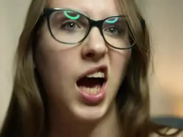 Chaturbate Free Live Porn of look_my_passion