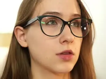 Chaturbate Live Sex Cam of look_my_passion