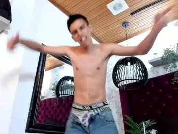 Chaturbate Adult Video Chat of lucca_moreti