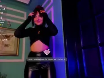 Chaturbate Nude Webcam of 1munique