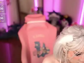 Chaturbate Nude Webcam of annie_may_may