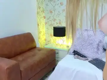 Chaturbate Adult Video Chat of avril_evansgb